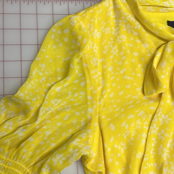 DKNY Yellow/White Floral Tie-Neck Smock Waist/Cuff Career Cottage Midi Dress 4 - Picture 7 of 16